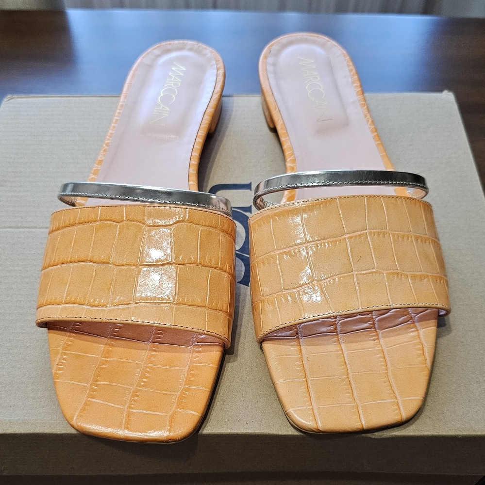 Marc Cain women's slide shoes